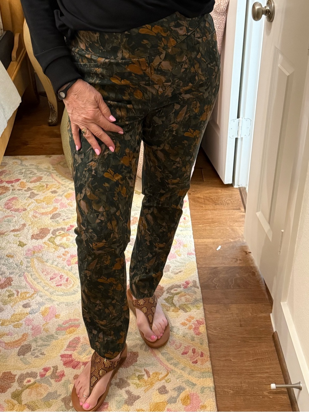 Soft Surroundings Dark Green and Mustard Leaf-Print Pants